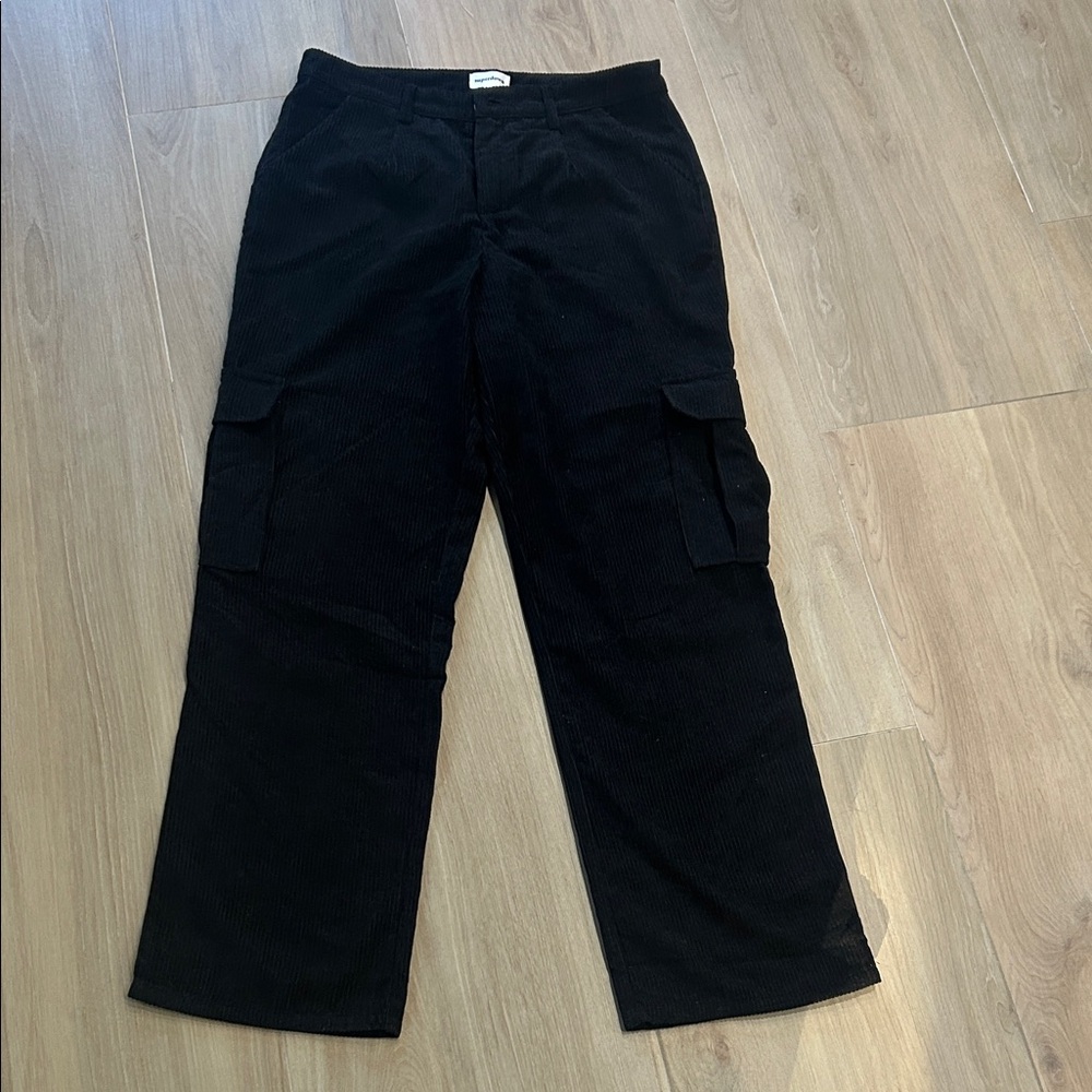 Gisele Cargo Pants By Superdown - Picture 4 of 11